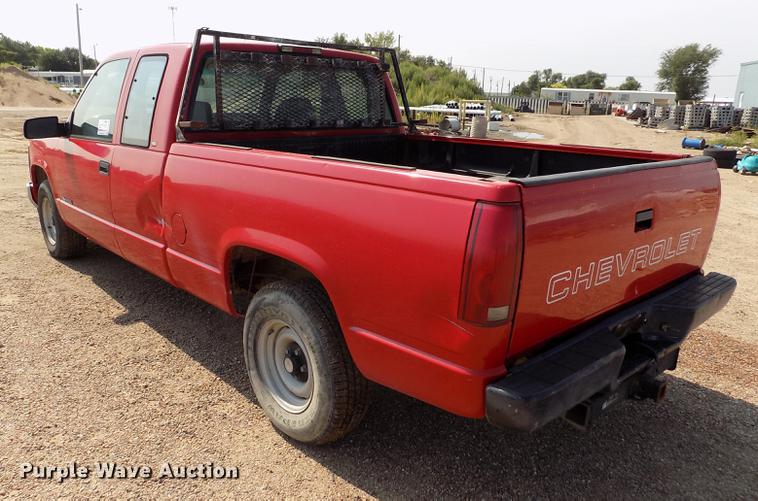 image for item DB9161 1997 Chevrolet C1500 Ext.Cab pickup truck