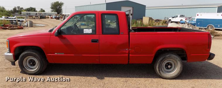 image for item DB9161 1997 Chevrolet C1500 Ext.Cab pickup truck