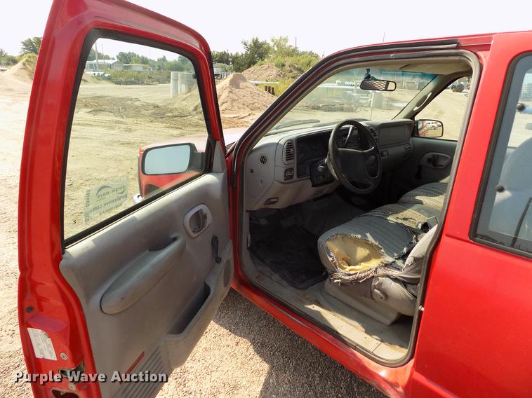 image for item DB9161 1997 Chevrolet C1500 Ext.Cab pickup truck