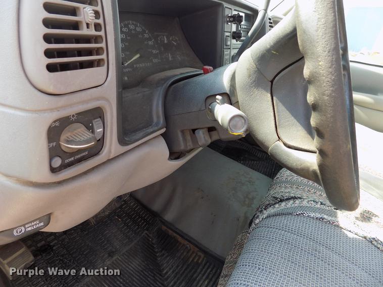 image for item DB9161 1997 Chevrolet C1500 Ext.Cab pickup truck