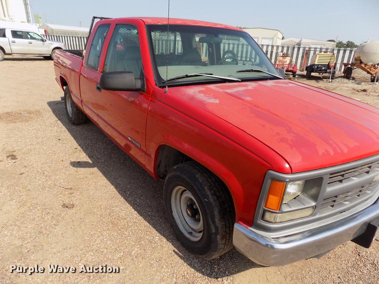 image for item DB9161 1997 Chevrolet C1500 Ext.Cab pickup truck