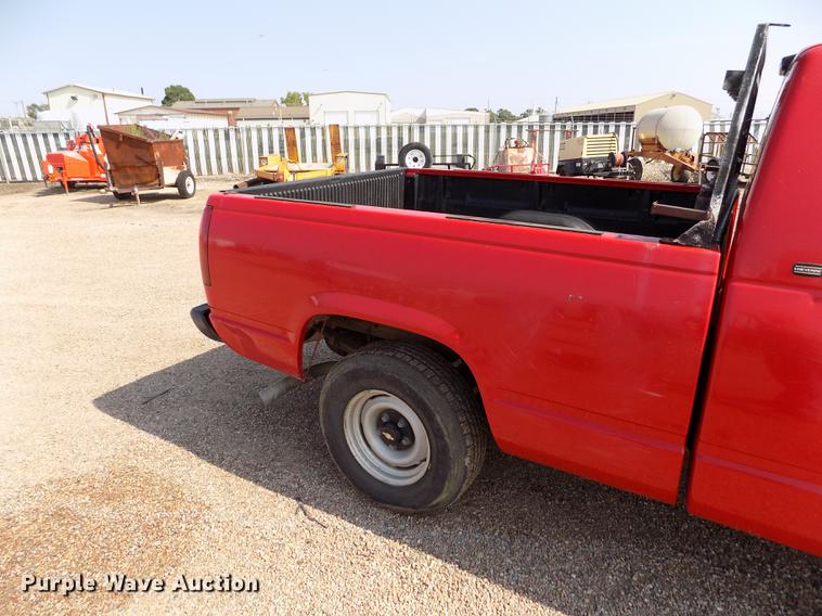 image for item DB9161 1997 Chevrolet C1500 Ext.Cab pickup truck