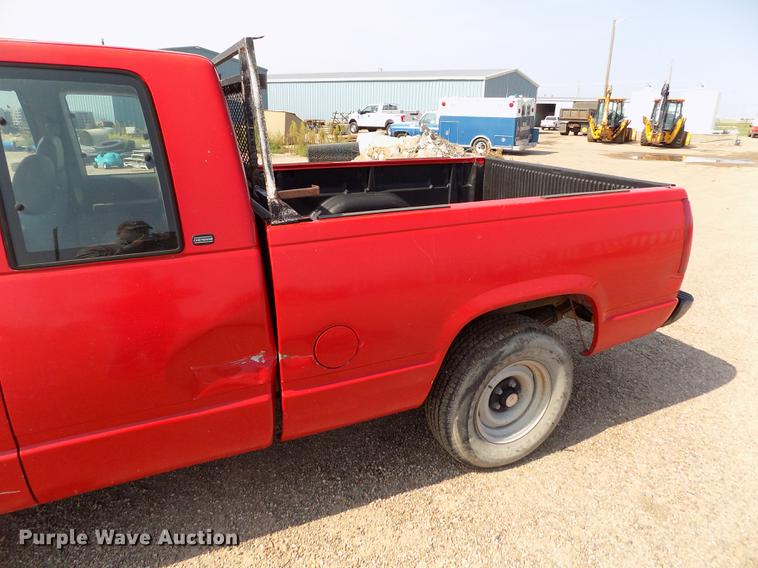 image for item DB9161 1997 Chevrolet C1500 Ext.Cab pickup truck
