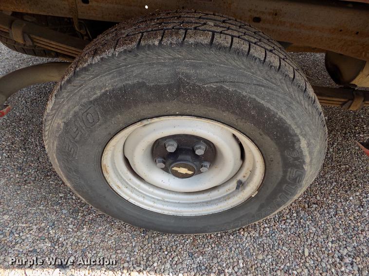 image for item DB9161 1997 Chevrolet C1500 Ext.Cab pickup truck