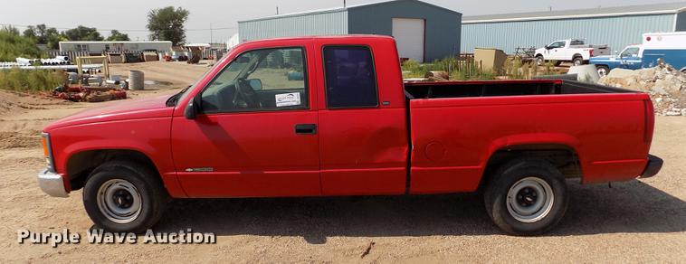 image for item DB9162 1997 Chevrolet C1500 Ext.Cab pickup truck