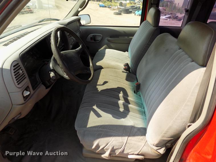 image for item DB9162 1997 Chevrolet C1500 Ext.Cab pickup truck