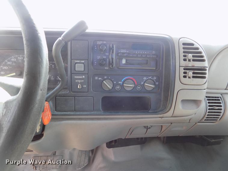 image for item DB9162 1997 Chevrolet C1500 Ext.Cab pickup truck