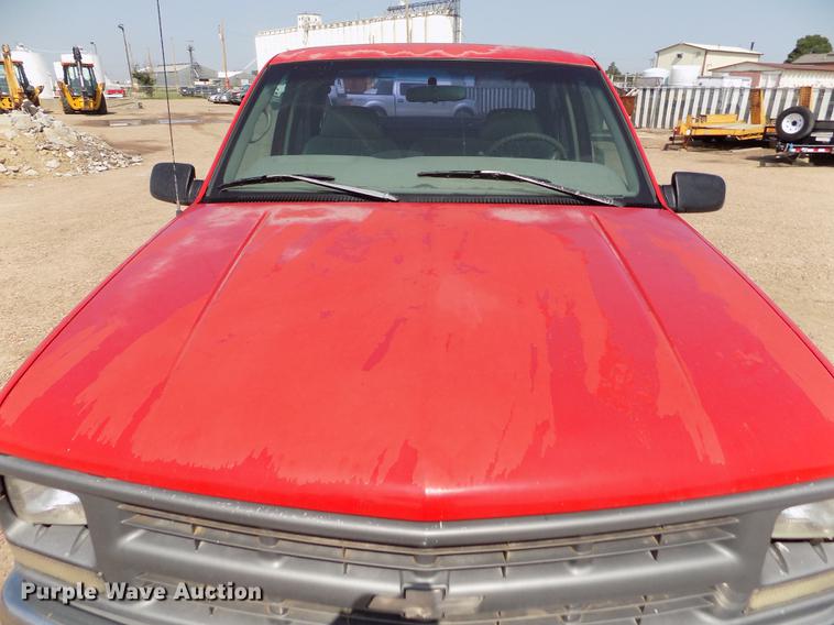 image for item DB9162 1997 Chevrolet C1500 Ext.Cab pickup truck