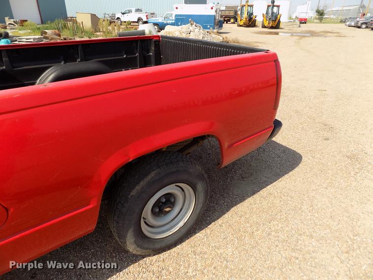 image for item DB9162 1997 Chevrolet C1500 Ext.Cab pickup truck
