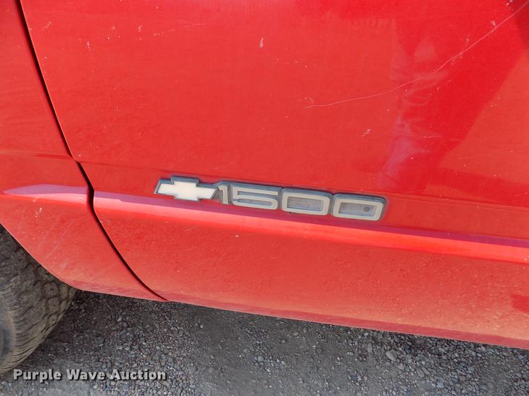 image for item DB9162 1997 Chevrolet C1500 Ext.Cab pickup truck