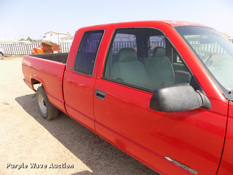 image for item DB9162 1997 Chevrolet C1500 Ext.Cab pickup truck