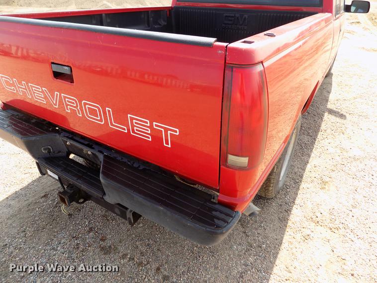 image for item DB9162 1997 Chevrolet C1500 Ext.Cab pickup truck