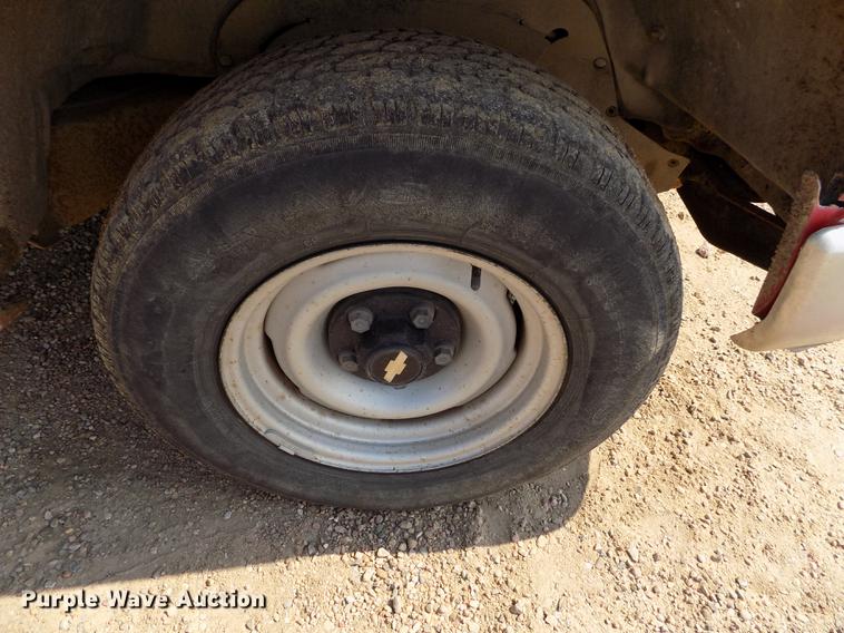 image for item DB9162 1997 Chevrolet C1500 Ext.Cab pickup truck