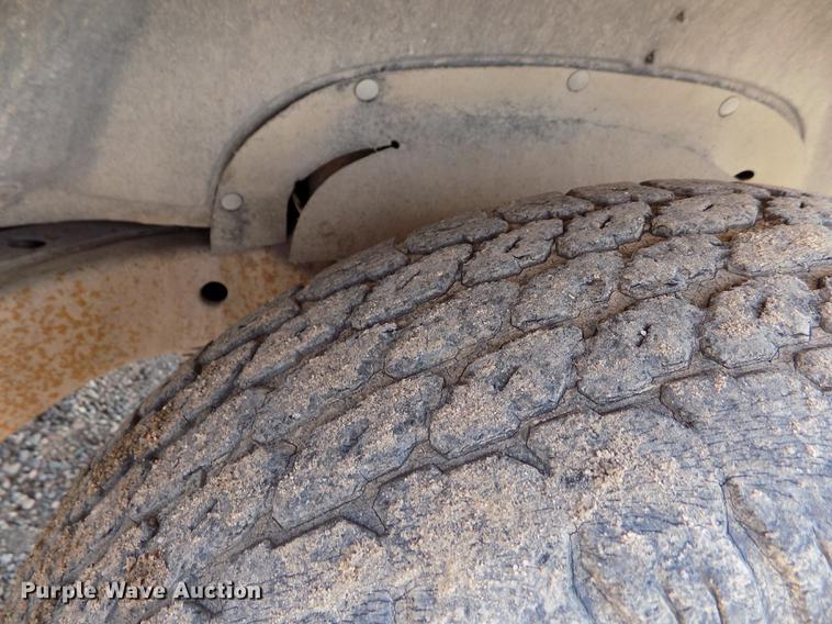 image for item DB9162 1997 Chevrolet C1500 Ext.Cab pickup truck