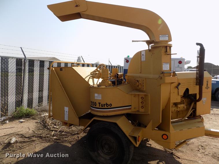 image for item DB9164 1993 Vermeer BC1250 chipper