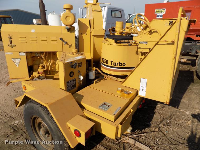image for item DB9164 1993 Vermeer BC1250 chipper