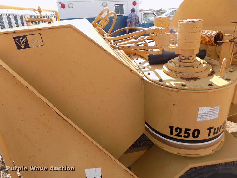 image for item DB9164 1993 Vermeer BC1250 chipper