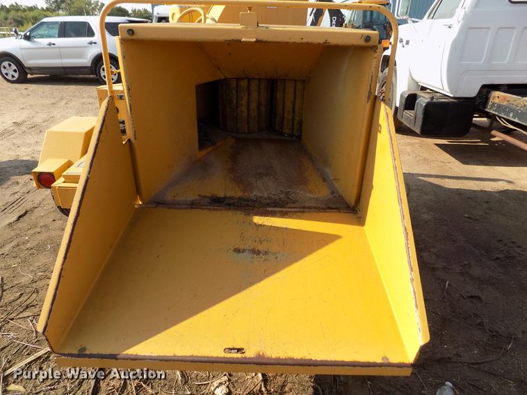 image for item DB9164 1993 Vermeer BC1250 chipper
