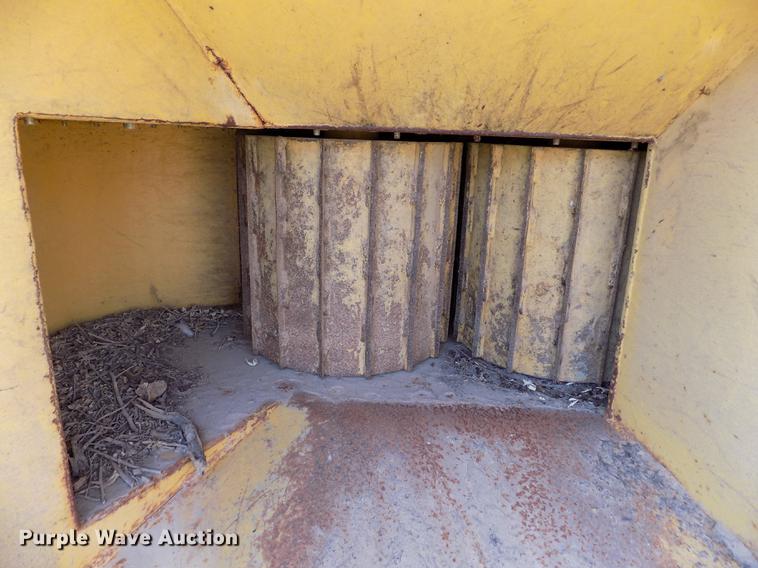 image for item DB9164 1993 Vermeer BC1250 chipper