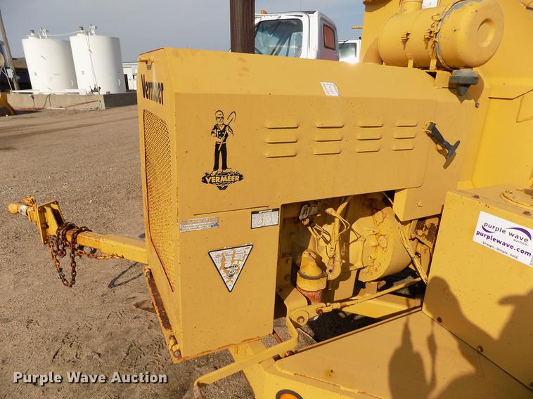 image for item DB9164 1993 Vermeer BC1250 chipper