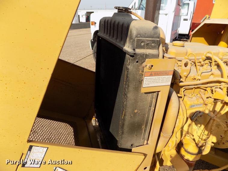 image for item DB9164 1993 Vermeer BC1250 chipper