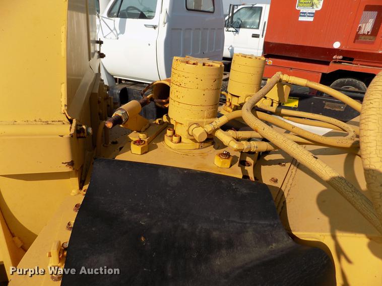 image for item DB9164 1993 Vermeer BC1250 chipper