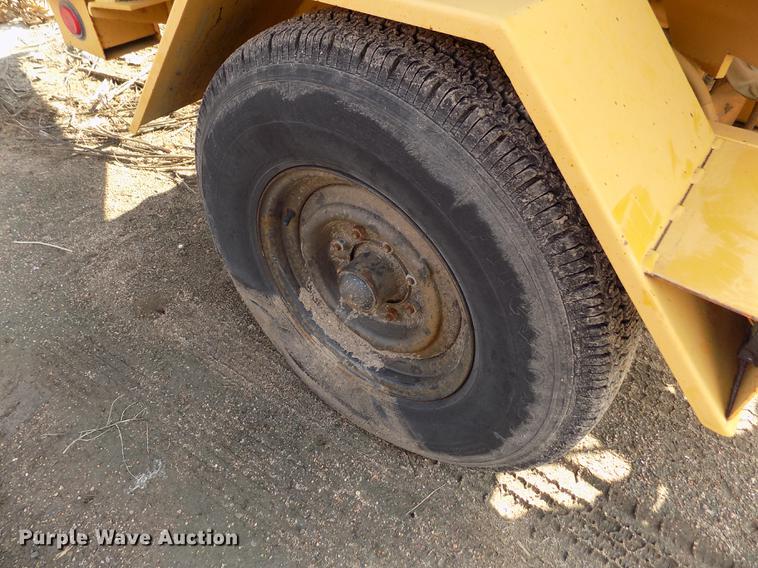 image for item DB9164 1993 Vermeer BC1250 chipper