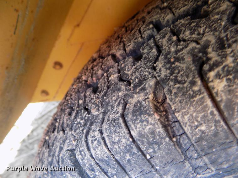 image for item DB9164 1993 Vermeer BC1250 chipper