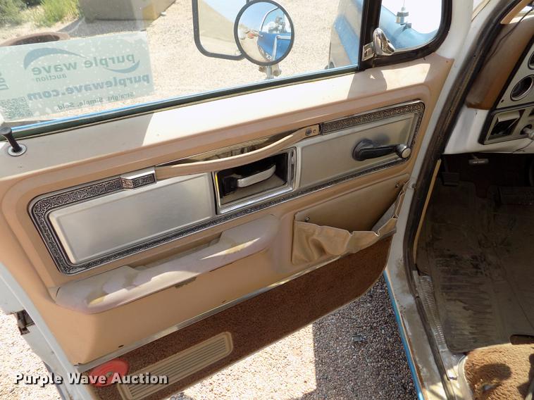 image for item DB9166 1978 Chevrolet C30 ambulance