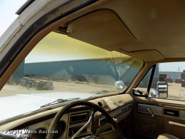 image for item DB9166 1978 Chevrolet C30 ambulance