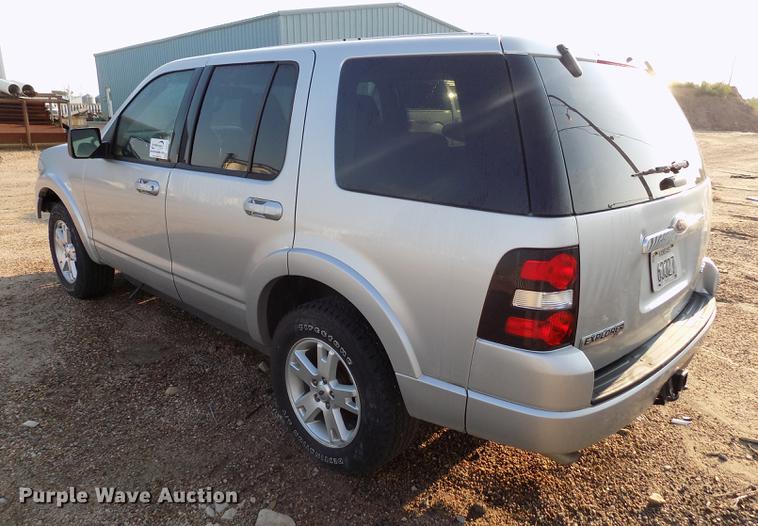 image for item DB9167 2010 Ford Explorer SUV