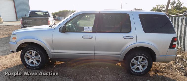 image for item DB9167 2010 Ford Explorer SUV