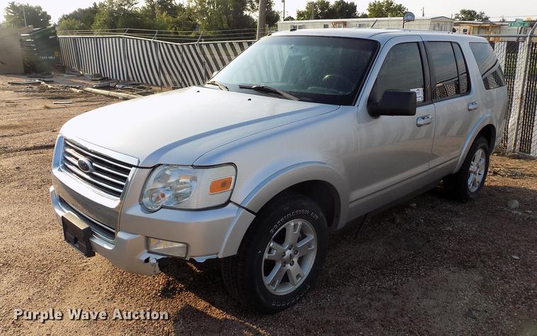 image for item DB9167 2010 Ford Explorer SUV