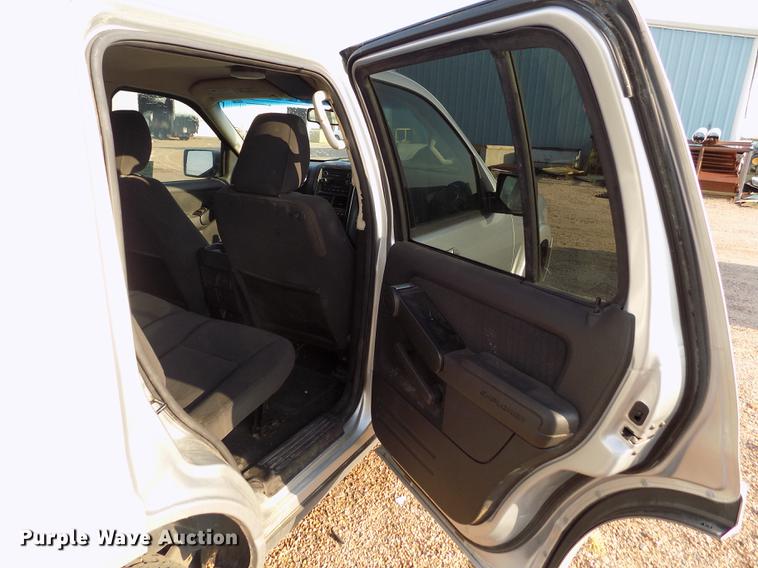 image for item DB9167 2010 Ford Explorer SUV