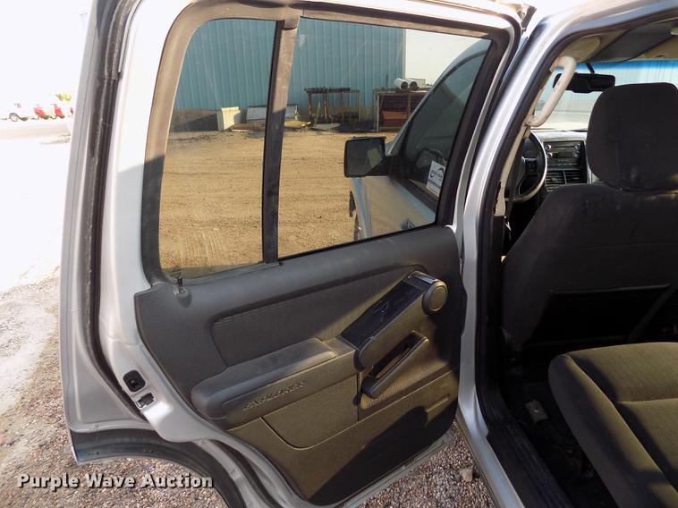 image for item DB9167 2010 Ford Explorer SUV