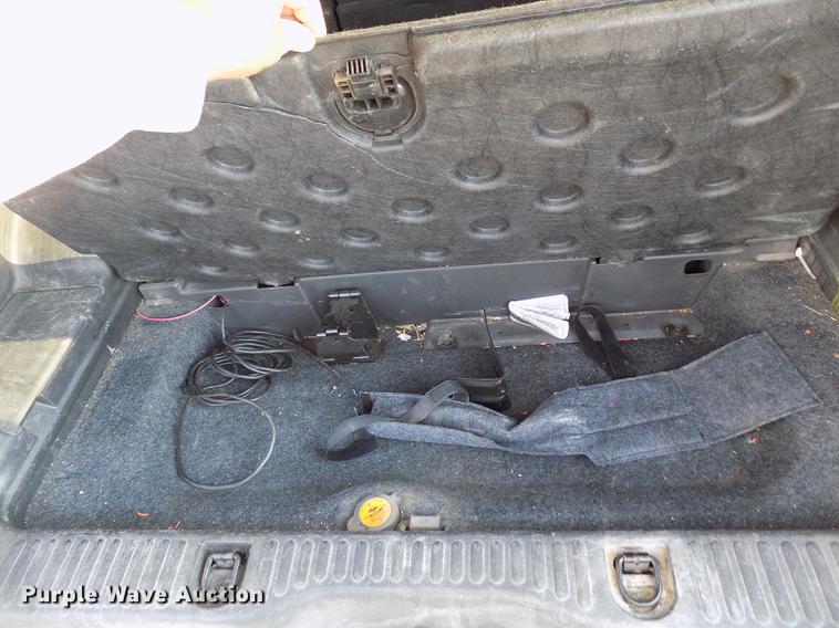 image for item DB9167 2010 Ford Explorer SUV