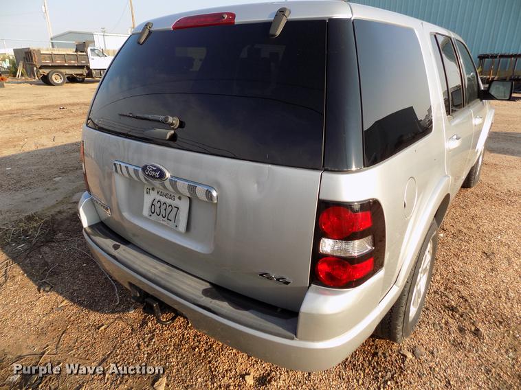 image for item DB9167 2010 Ford Explorer SUV
