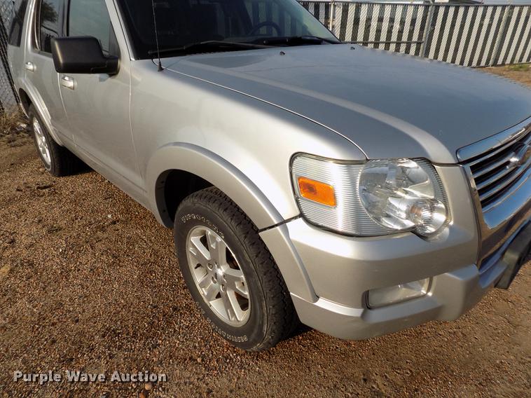image for item DB9167 2010 Ford Explorer SUV