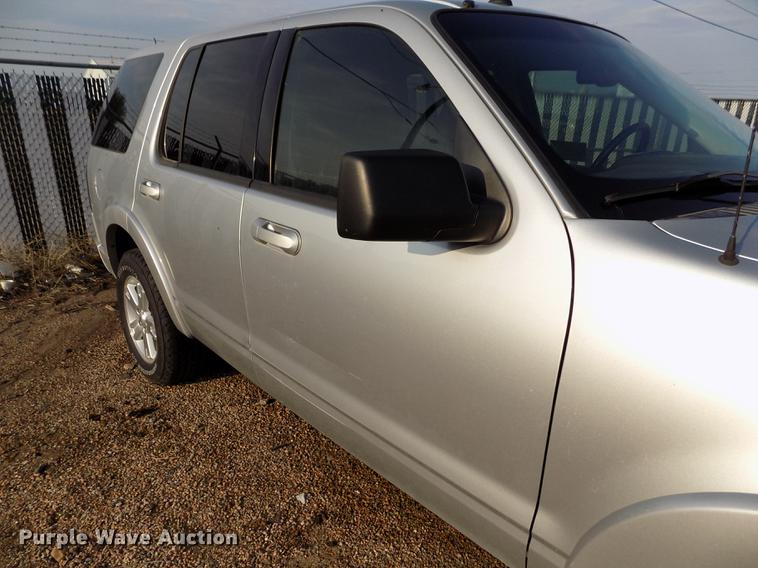 image for item DB9167 2010 Ford Explorer SUV
