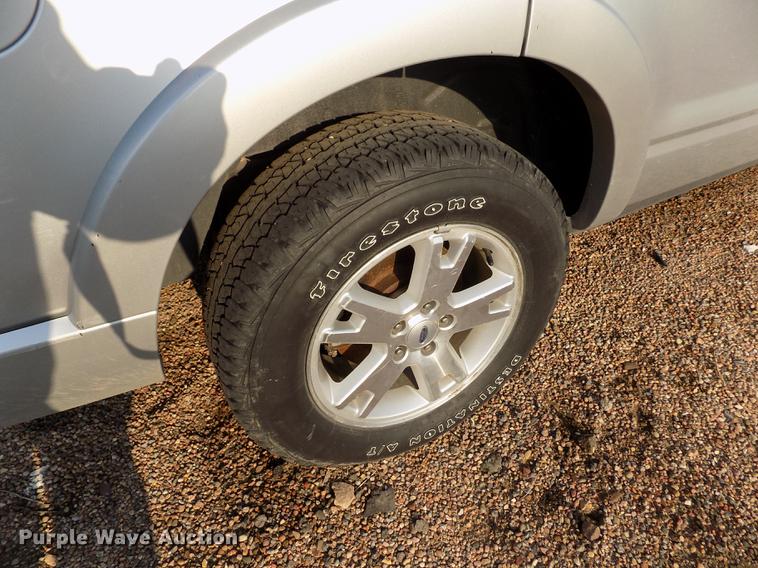 image for item DB9167 2010 Ford Explorer SUV