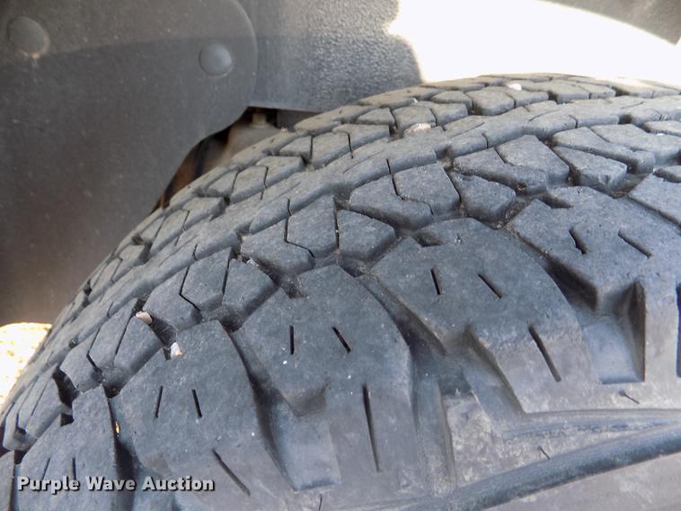 image for item DB9167 2010 Ford Explorer SUV