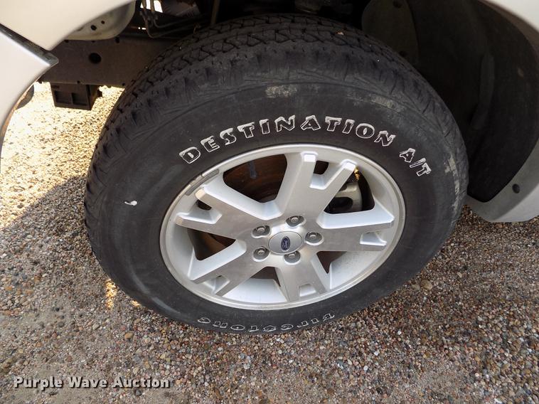 image for item DB9167 2010 Ford Explorer SUV