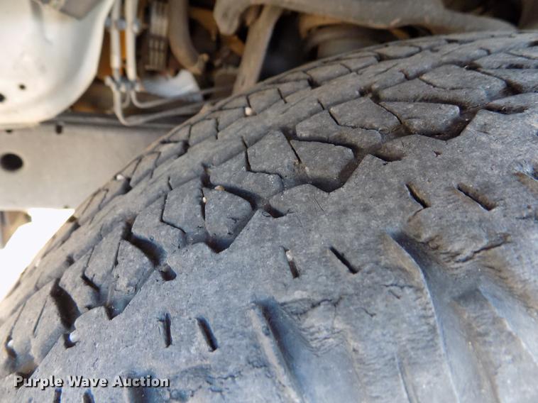 image for item DB9167 2010 Ford Explorer SUV