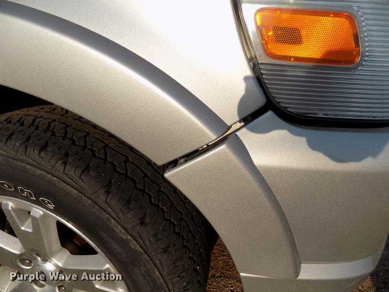 image for item DB9167 2010 Ford Explorer SUV