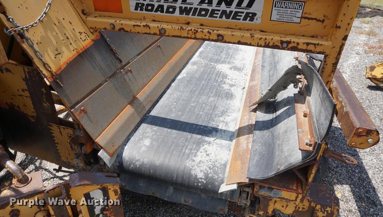 image for item DD7856 1999 Midland WA road widener