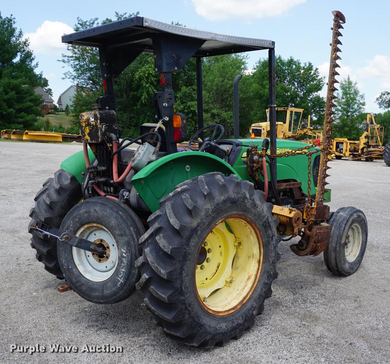 image for item DD7858 2007 John Deere 5225 tractor
