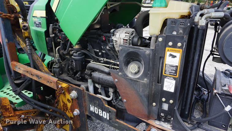 image for item DD7858 2007 John Deere 5225 tractor