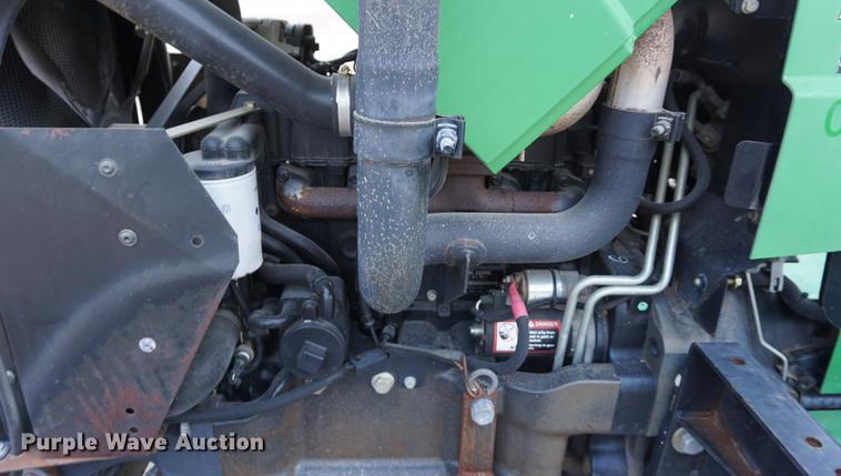 image for item DD7858 2007 John Deere 5225 tractor