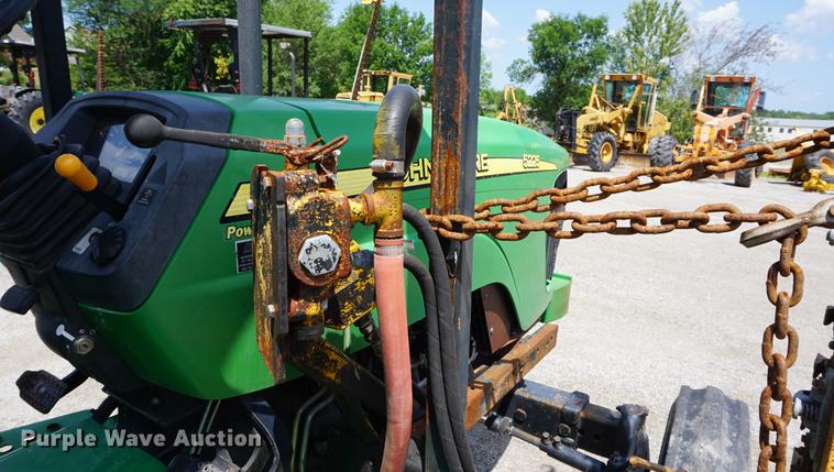 image for item DD7858 2007 John Deere 5225 tractor