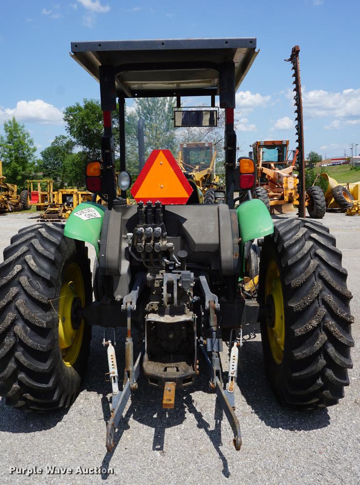 image for item DD7859 2006 John Deere 5325 tractor